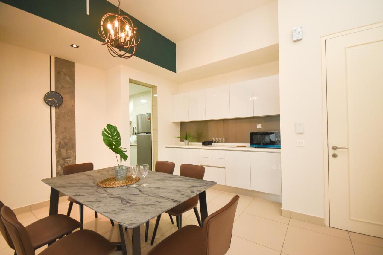 Bukit Jalil Luxury Suite By Nesthome Pavilion Bukit Jalil Kuala Lumpur Exterior photo