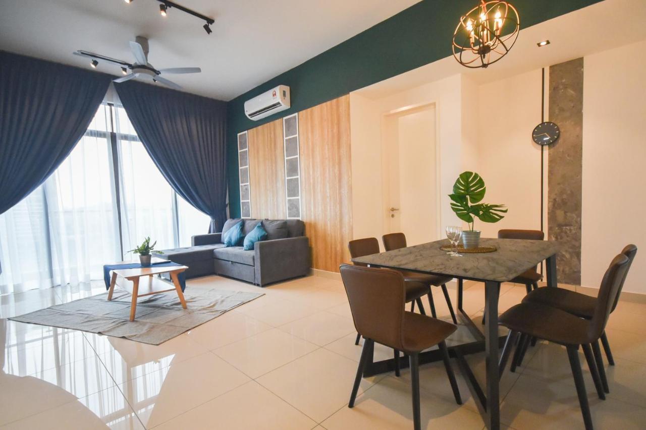 Bukit Jalil Luxury Suite By Nesthome Pavilion Bukit Jalil Kuala Lumpur Exterior photo